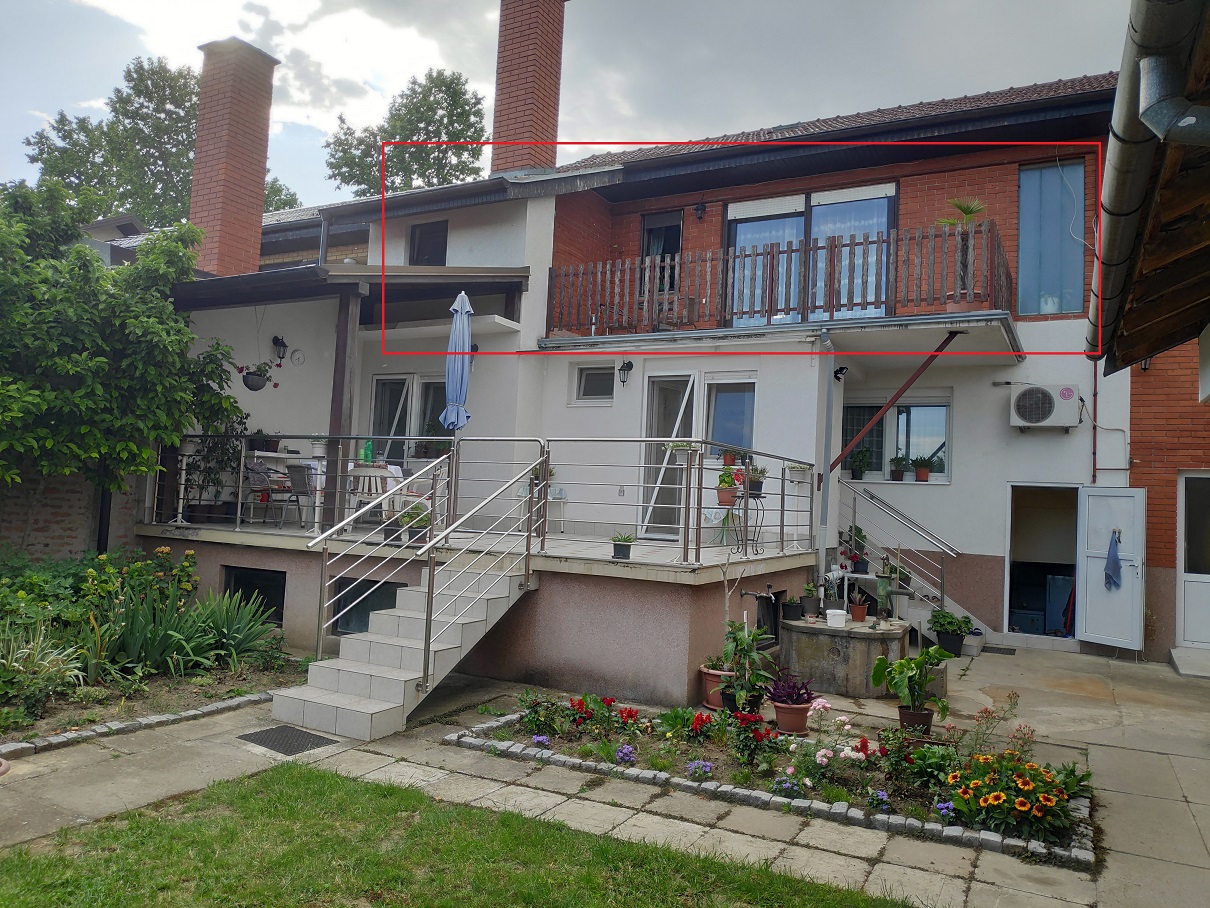 Apartman iz dvorišta